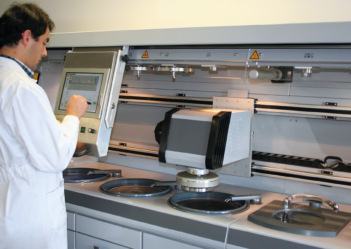 szlifierko-polerka qpol 300bot